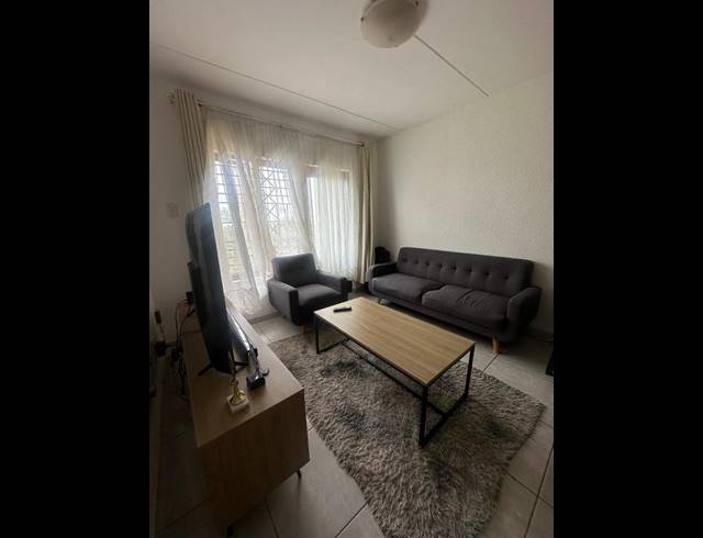 2 BEDROOM SIMPLEX FOR SALE IN MONTCLAIR